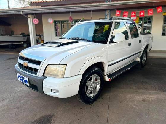 CHEVROLET S10 2.4 ADVANTAGE 4X2 CD 8V FLEX 4P MANUAL CHEVROLET S10 2.4 ADVANTAGE 4X2 CD 8V FLEX 4P MANUAL